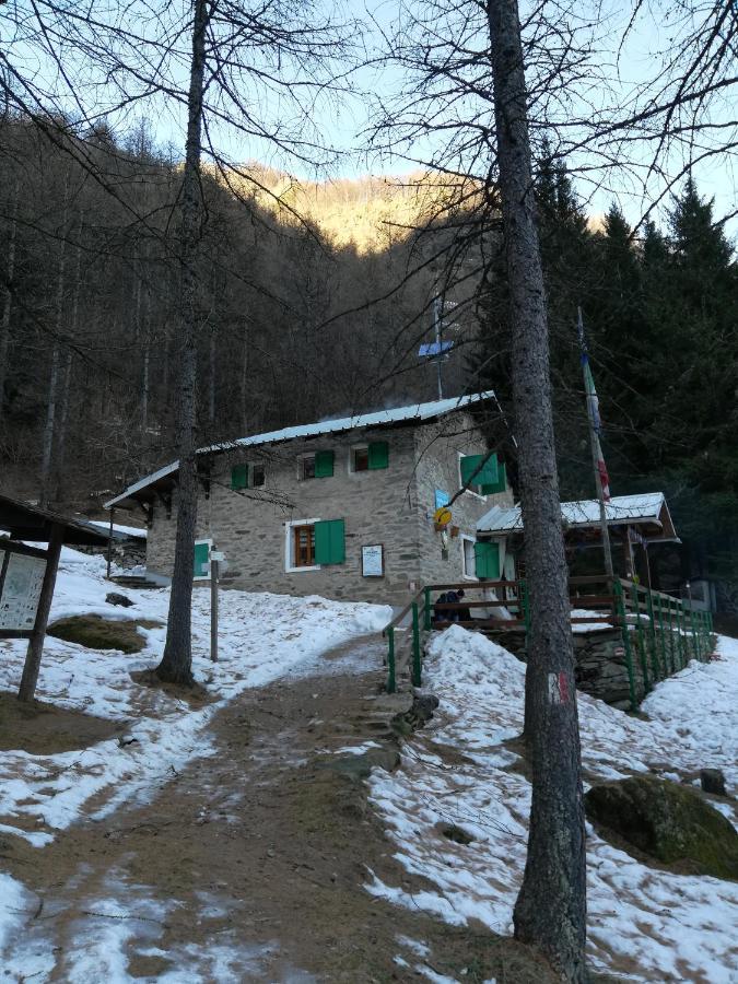 Rifugio GEAT Val Gravio Hotel Villar Focchiardo Exterior foto